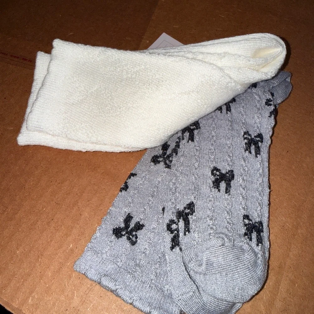 Auden Super Soft Crew Socks Women 4-10 New 2pk Grey Bows White Openwork